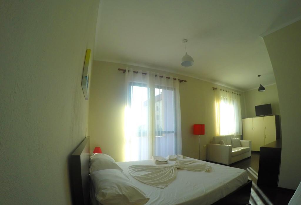 Kadrisa Hotel Durres Phòng bức ảnh